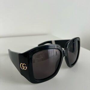 Gucci Black Oversized Sunglasses with Gold Logo